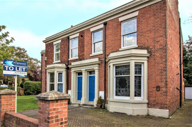 Watling Street Road, Fulwood